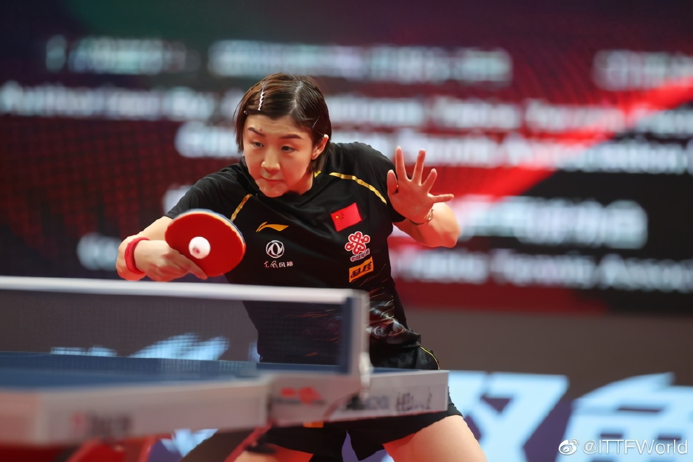 爱游戏官方-德国队险胜中国队，马琳状态火热