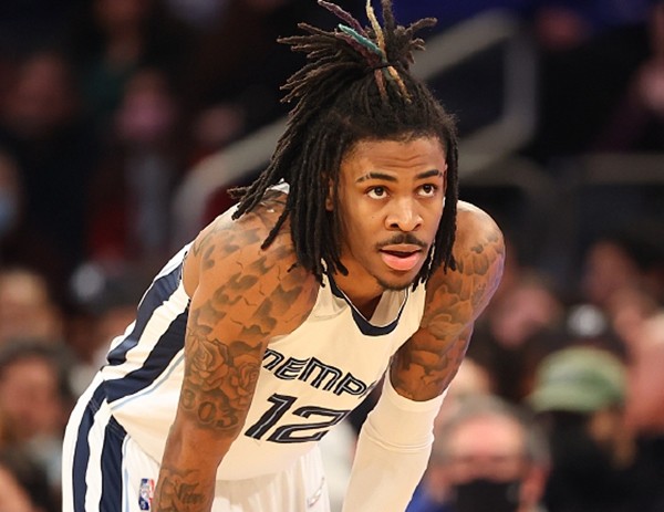 爱游戏-灰熊完胜山西队，德罗赞状态火热