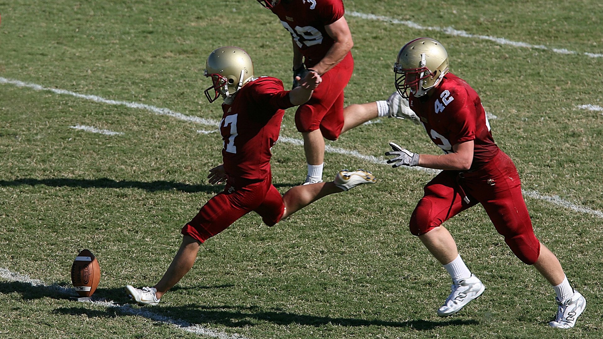 米切尔全程高能输出，掘金逆转太阳，一场意志与战术的终极博弈